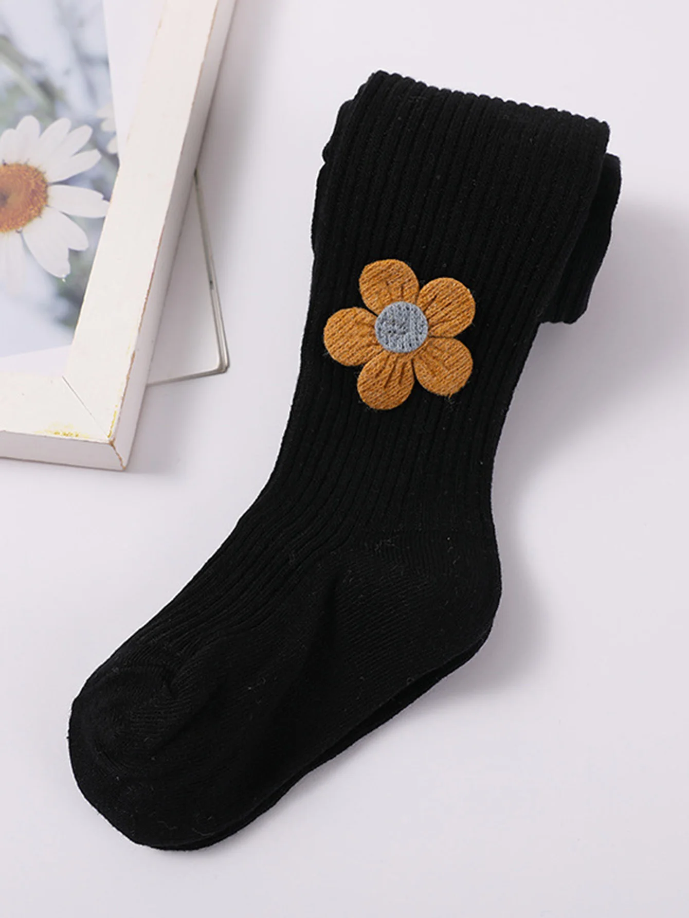 زوج واحد من جوارب طويلة ضيقة مخططة ومزينة بالزهور للأطفال، سراويل ضيقة مضادة للانزلاق للفتيات لارتدائها طوال العام #4