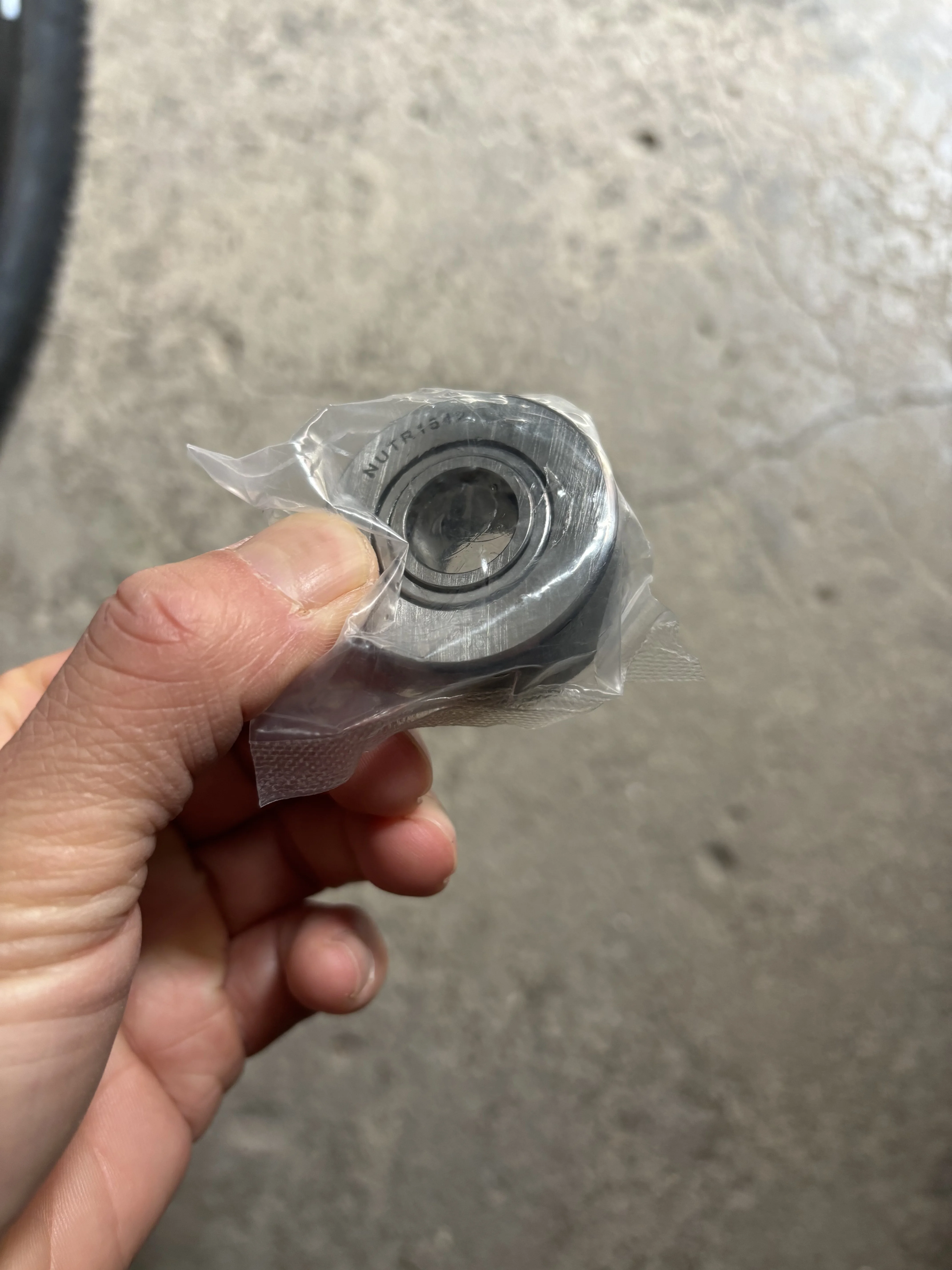 1 Piece for Yoke type track roller NUTR1542 size 15x42x19mm