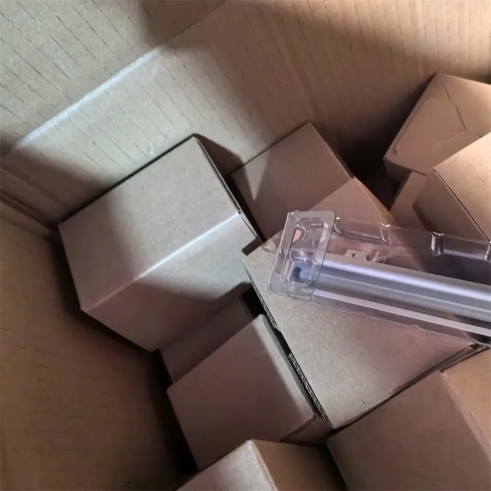 

FM1-B271-000 Transfer Cleaning Blade for Canon iRC3020 C3025i C3320 C3320L C3320i C3325i C3330i C3520i C3525i C3530i Copier Part