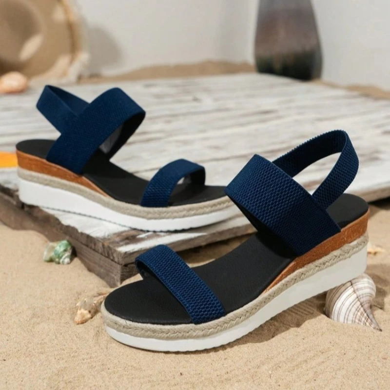 Sandalias de cuña ligeras para mujer, zapatos de diseñador con plataforma impermeables, antideslizantes para exteriores, tendencia, novedad de verano