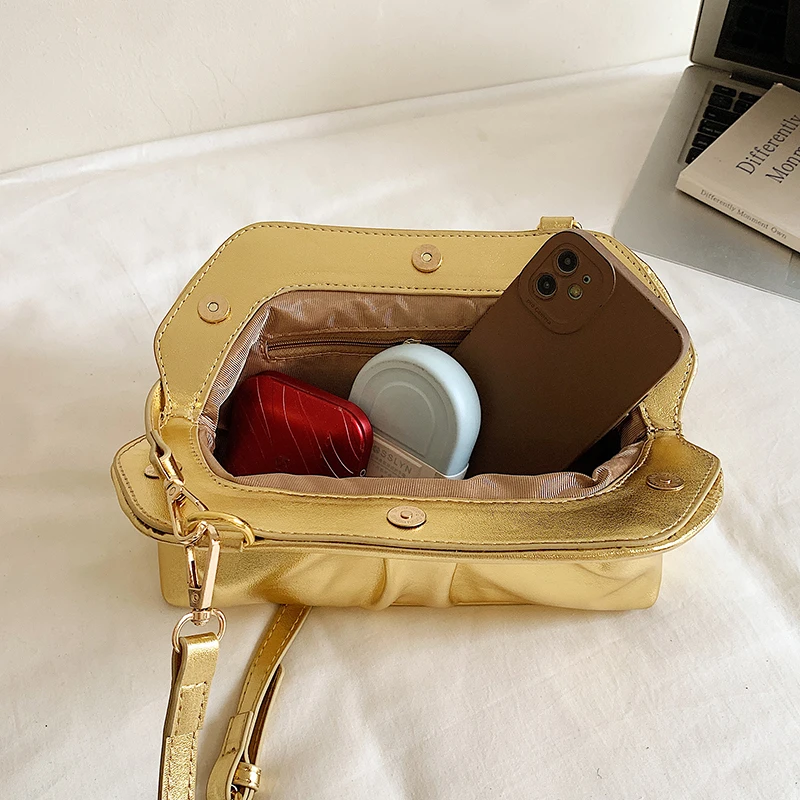 Gold Pleated Cloud Bag For Women Trendy Thick Chain Shoulder Bag Soft Leather Designer Handbag Female Travel Hobos Crossbody Bag