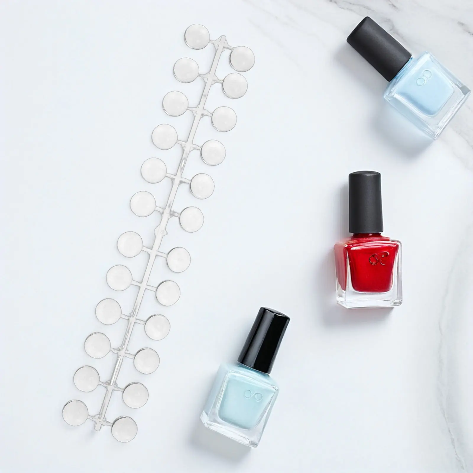 

Доска для демонстрации 120 образцов лаков для ногтей, высокопрозрачная, из прочного пластика, с плоским основанием, для салонов маникюра и гель-лаков