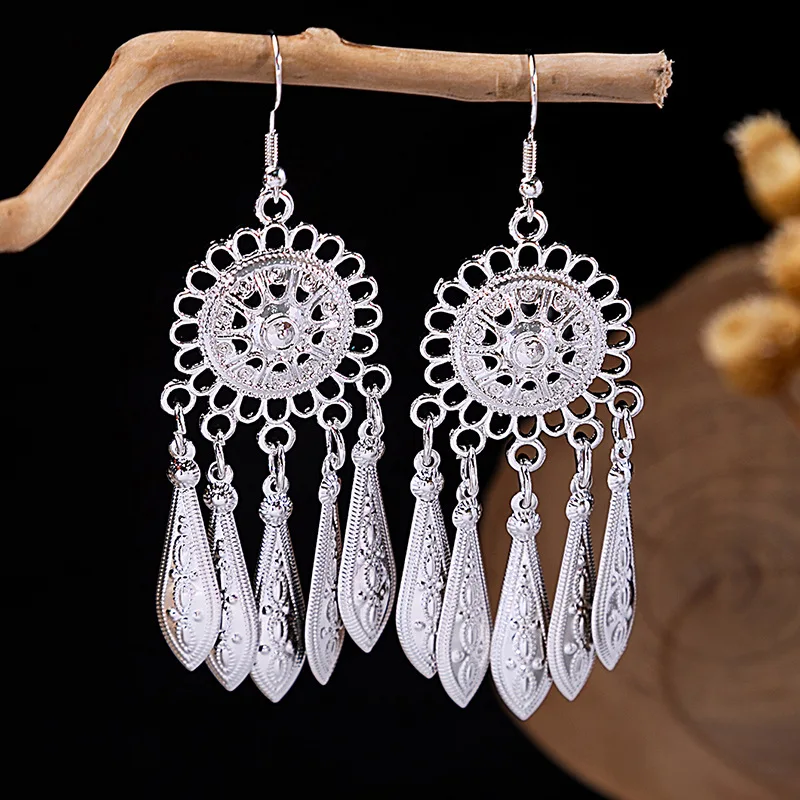 Vintage Ethnic Dangle Earings for Women Indian Jewelry Silver Color Earrings Boho Style Geometry Hollow Long Tassel Earrings