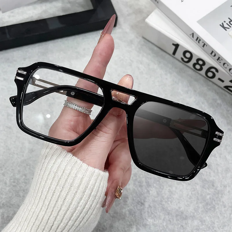 Square Sunglasses for Women Men Rectangle Sun Glasses Female Photochromic Eyewear Oculos De Sol for Male Female Eyeglasses