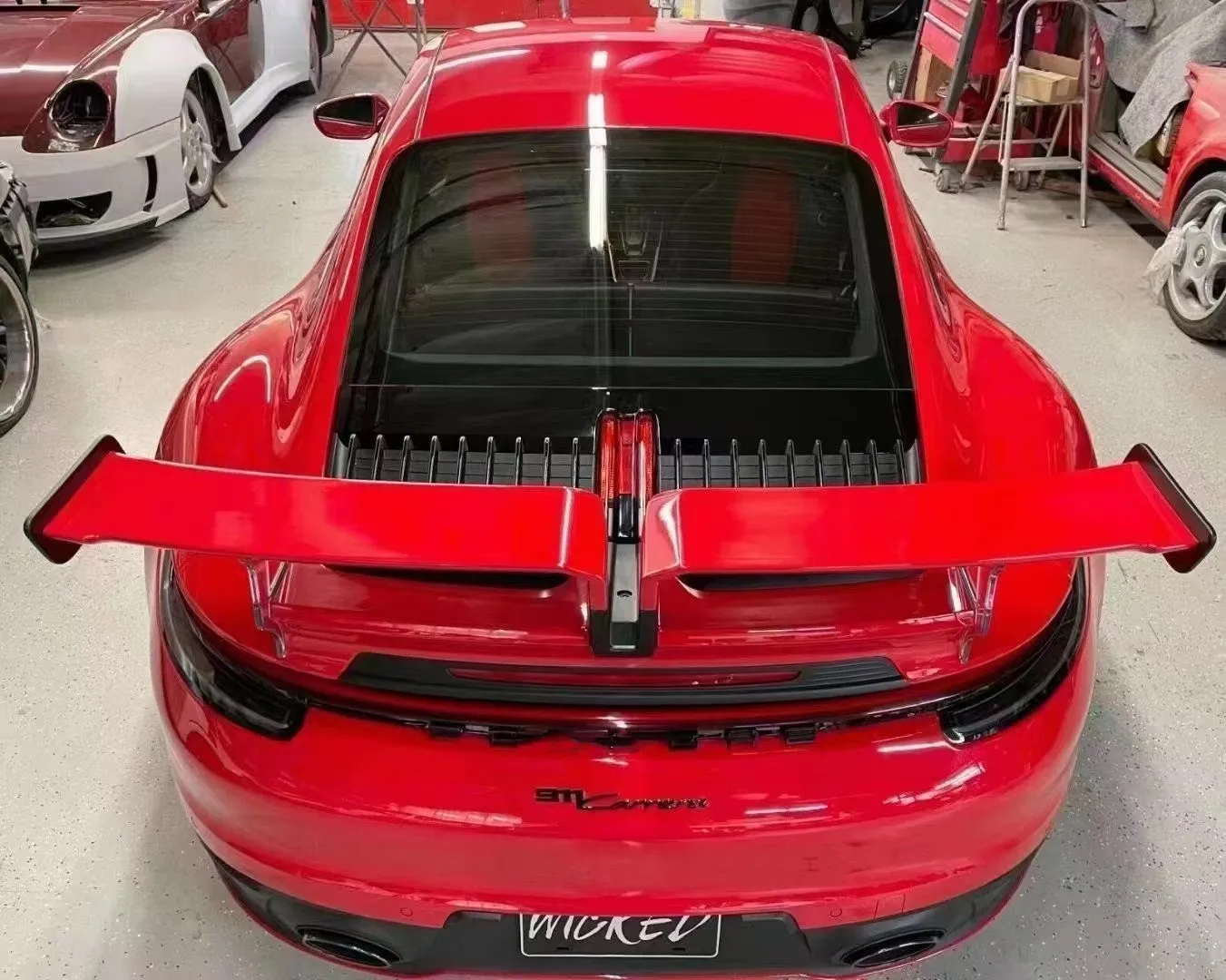 

suitable for Porsche 911 992 Upgrade Techart Style Carbon Fiber Spoiler