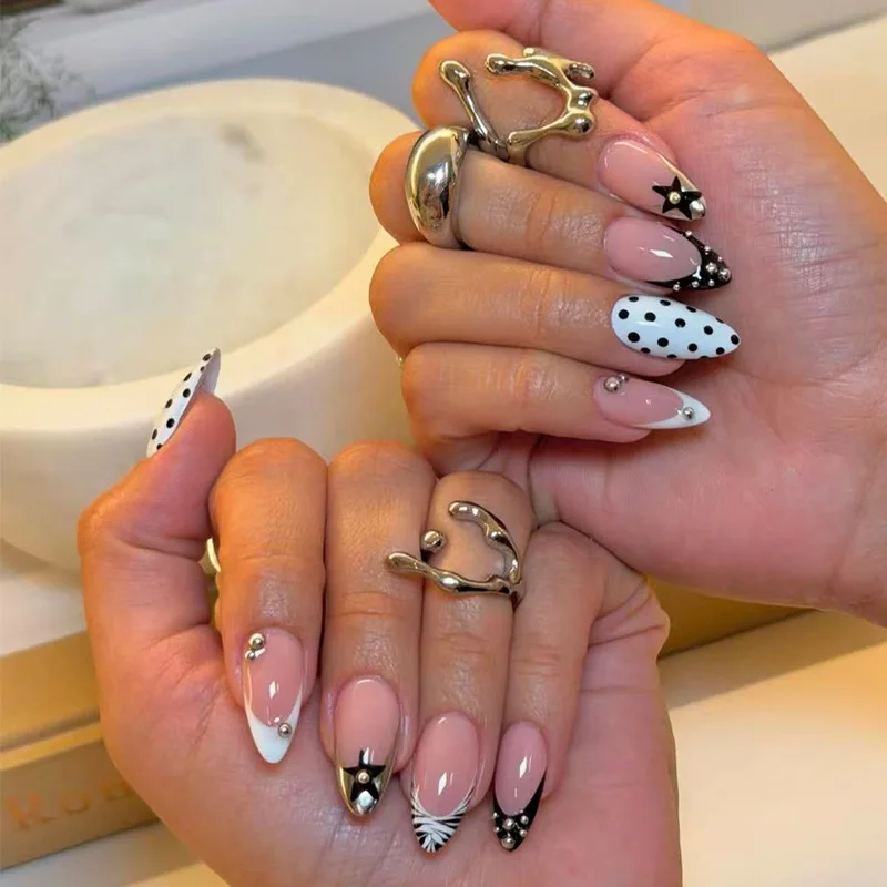 24Pcs Short Round Head Press on Fake Nails Black White Pink Polka Dot Stripe Full Cover Nails Tips French Detachable False Nails