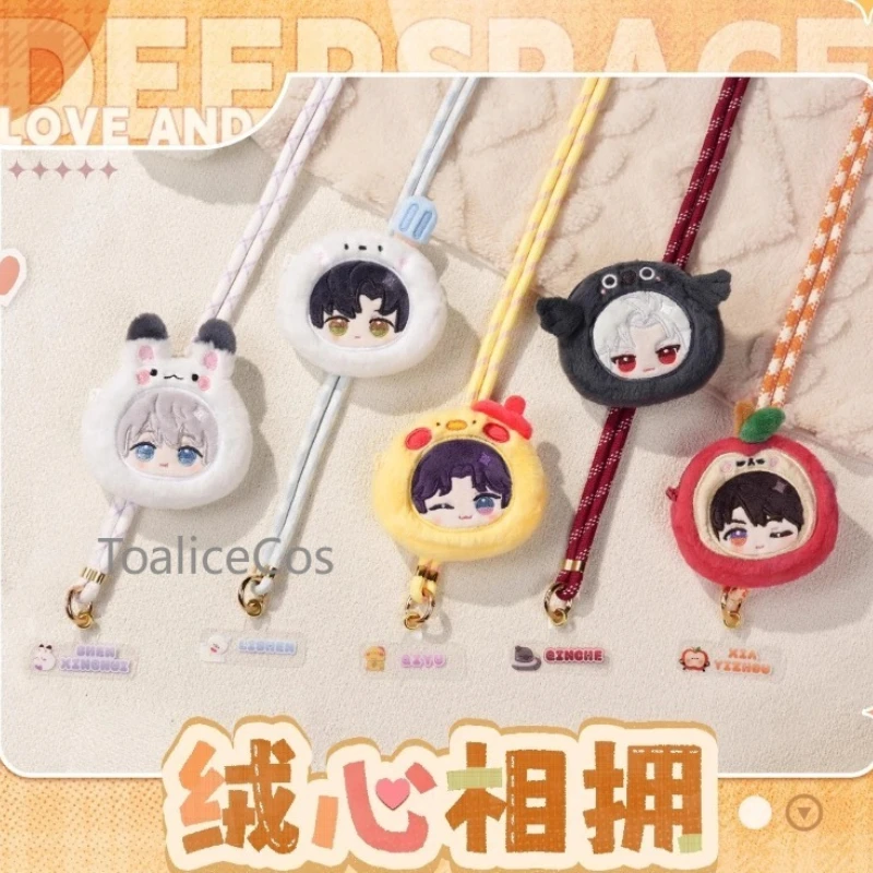 

В наличии: плюшевая игрушка Love and Deepspace, Астер Зейн, Раяфель, мягкий чехол-брелок для телефона, чехол для AirPods, сумка для наушников