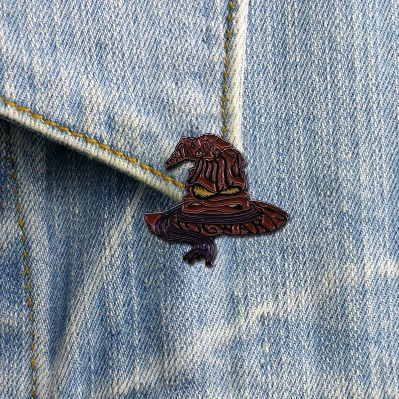 خمر الفيلم السحري أنيمي شارة مينا القوطية بروش معدني القلعة التلبيب دبوس اكسسوارات سترة ظهره الديكور #2