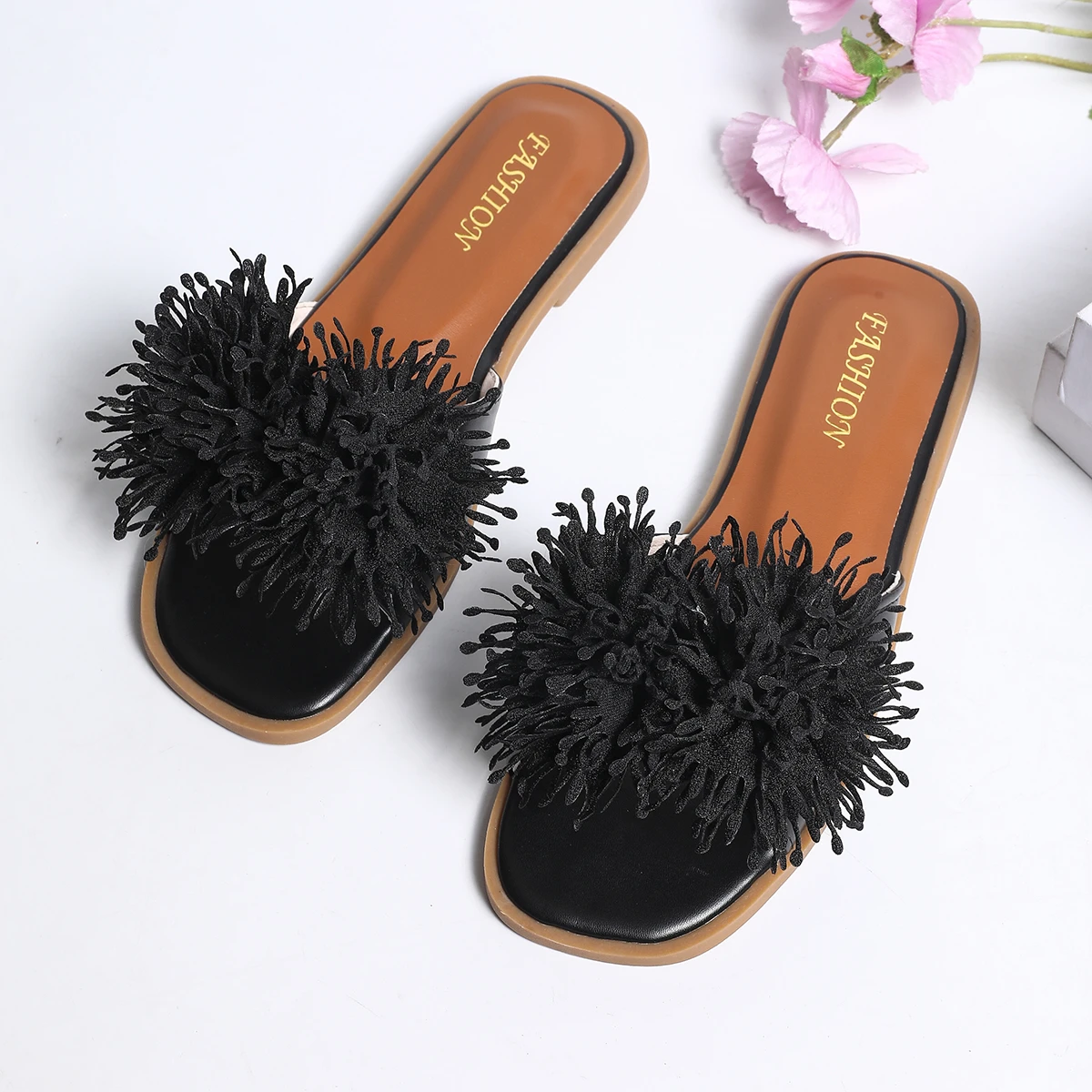Summer Fashion Women floral decoration Fringe Square Toe Open Toe Flat Slide Sandals Non Slip Casual Beach Slippers Shoes