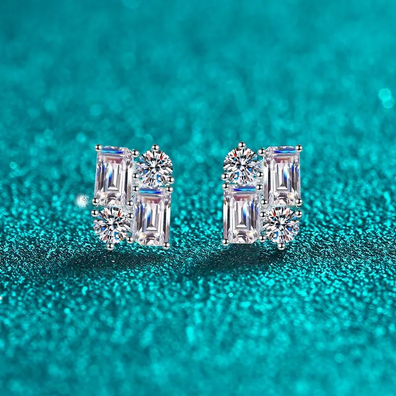 

High quality 925 sterling silver full moissanite emerald cut and round cut moissanite women earrings