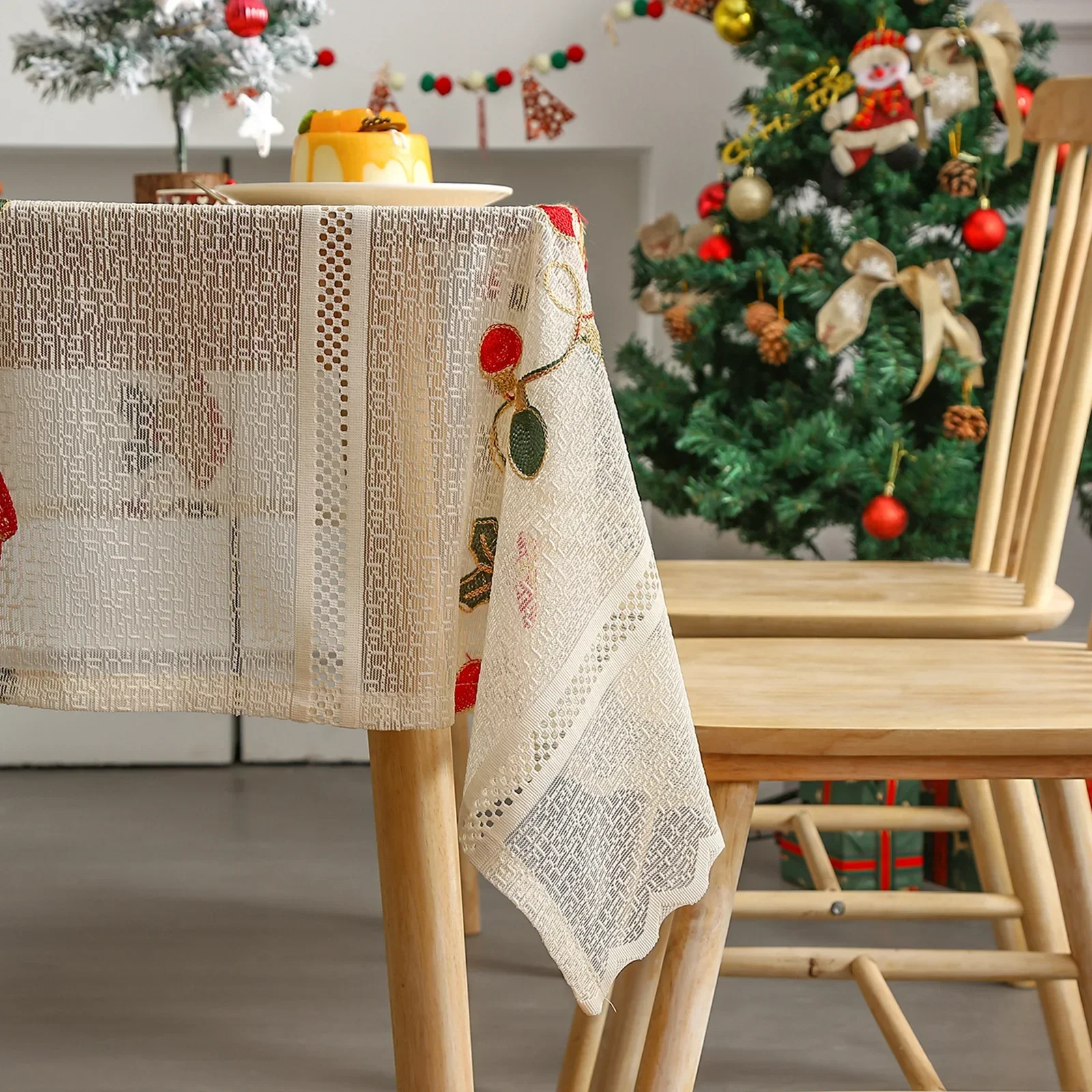 Christmas Tablecloth Jingle Bell Embroidery Lace Living Room Kitchen Rectangular Non-slip Hollow Out Xmas Decoration Cover Cloth