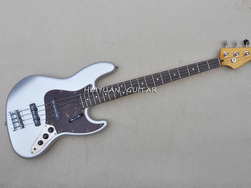 

Silver 4 Strings Electric Bass Guitar with 20 Frets,Rosewood Fretboard,Red Pickguard,Customizable