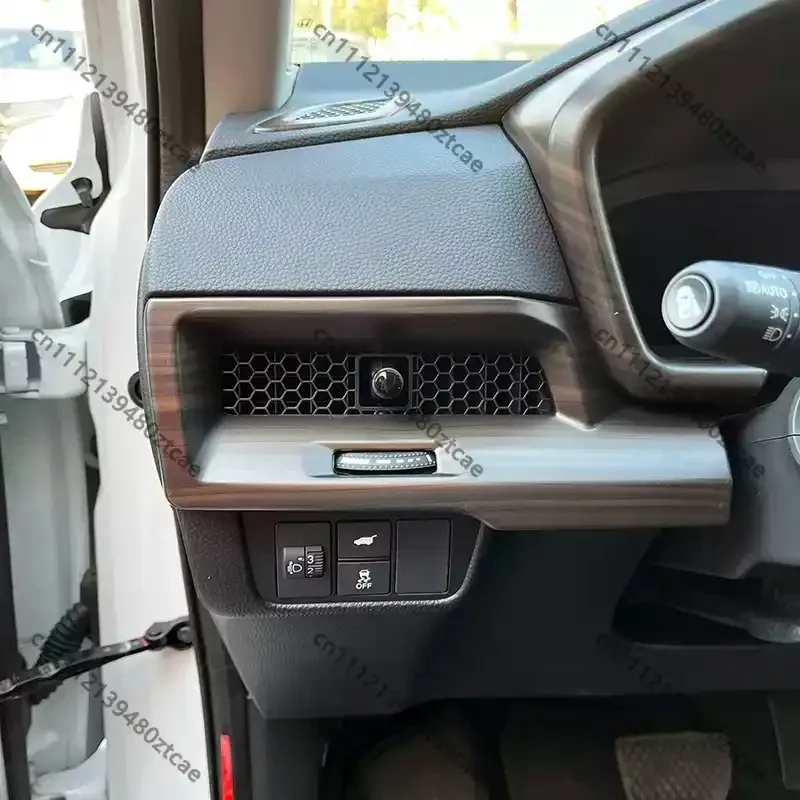 Car Center Console Left & Right Air Vent Bright Molding Trim Interior Decoration Modification Parts Fit for 23 Year Model