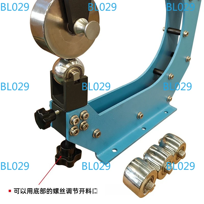 1.5x305 table-type English wheel, throat depth 305MM, upper wheel can rotate 90°, lower wheel can adjust the feed port