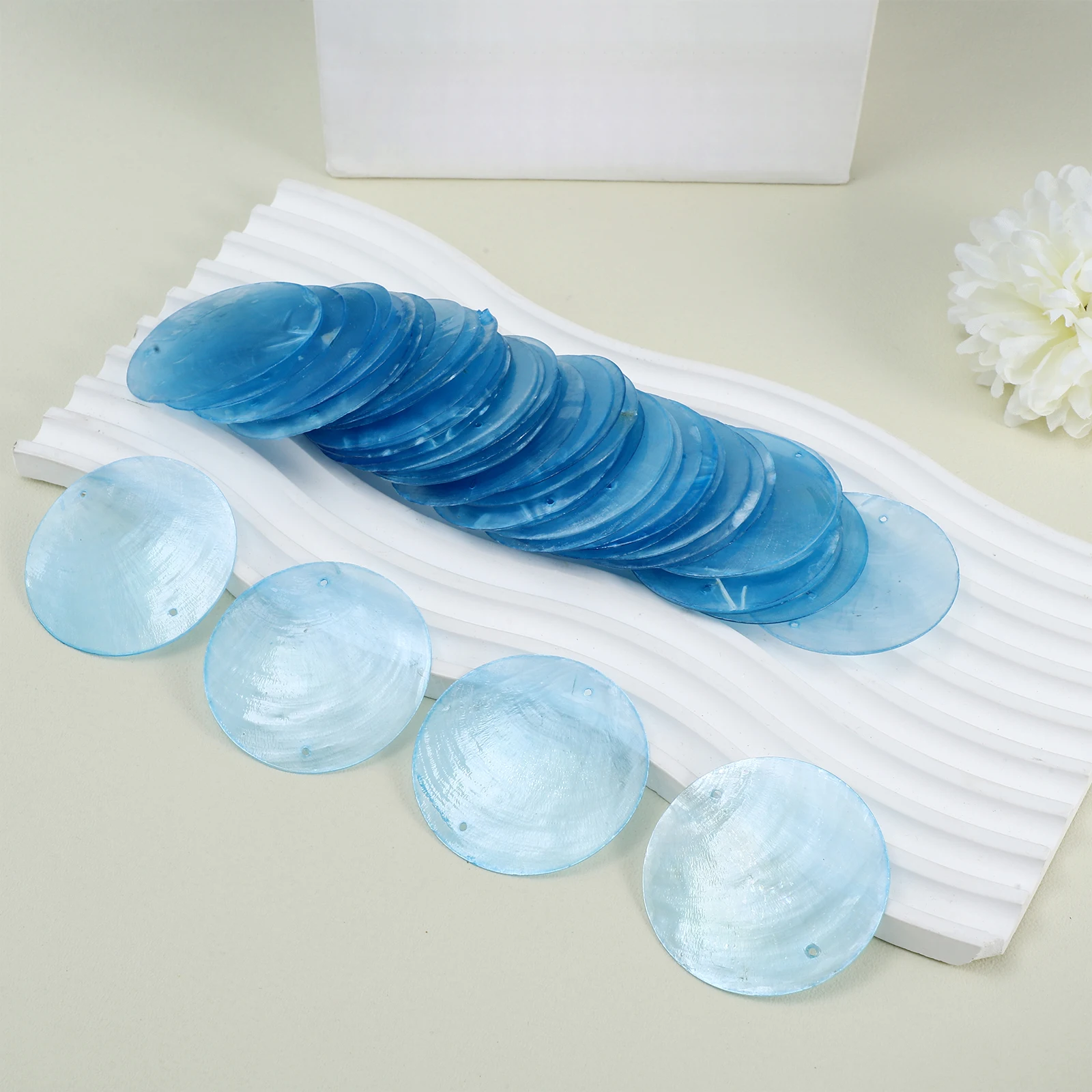 

100Pcs Round Shells Pieces Polished Flat Slices for DIY Jewelry Making Pendant Charms Craft Accessories Round Shells Pieces