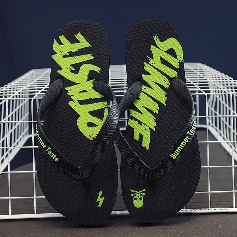 Flip-flops Men's Summer New Soft Sole Non-slip Flip-flops Youth Leisure Beach Sandals Sandalias De Fiesta Elegantes