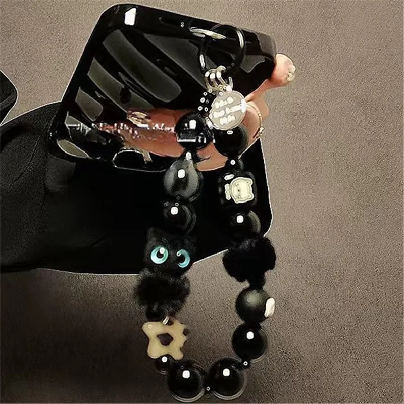 Fashionable Mobile Accessory Luxury Black Fluffy Cat Phone Strap Beaded Handle Chain Wrist Anti-Theft Bag Clip