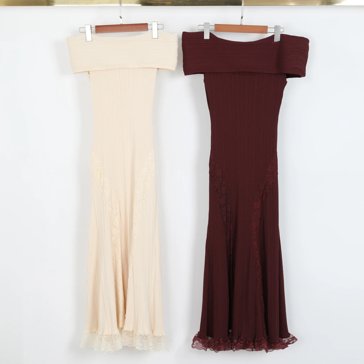 

26130 High-quality Summer New Elastic Knitted One Neck Strapless Lace Patchwork Lace Slim Fit Sexy Long Women Dress