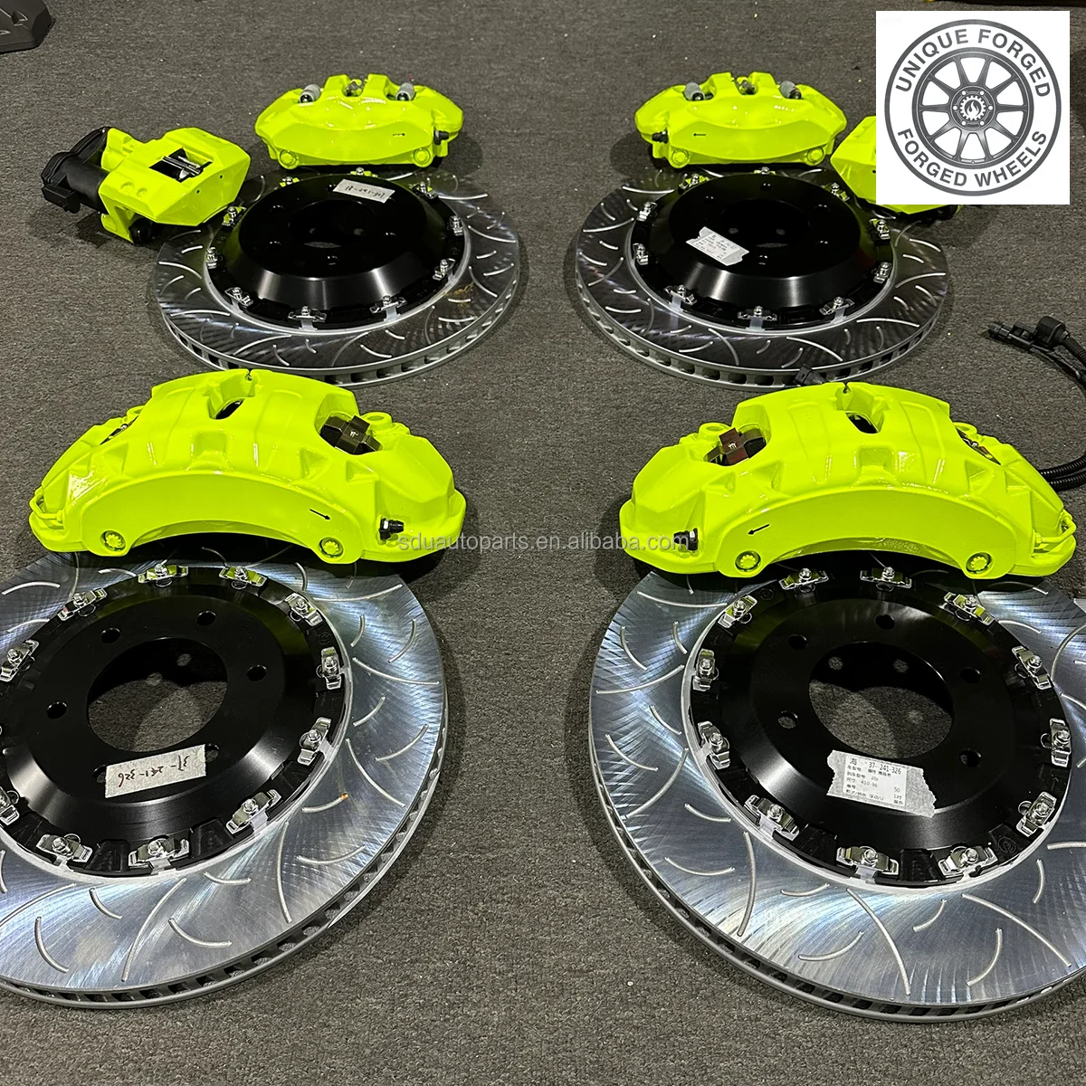 

26 моделей в продаже: передние 10N 10-поршневые (от 355 до 420 мм) и задние GT4 4-поршневые