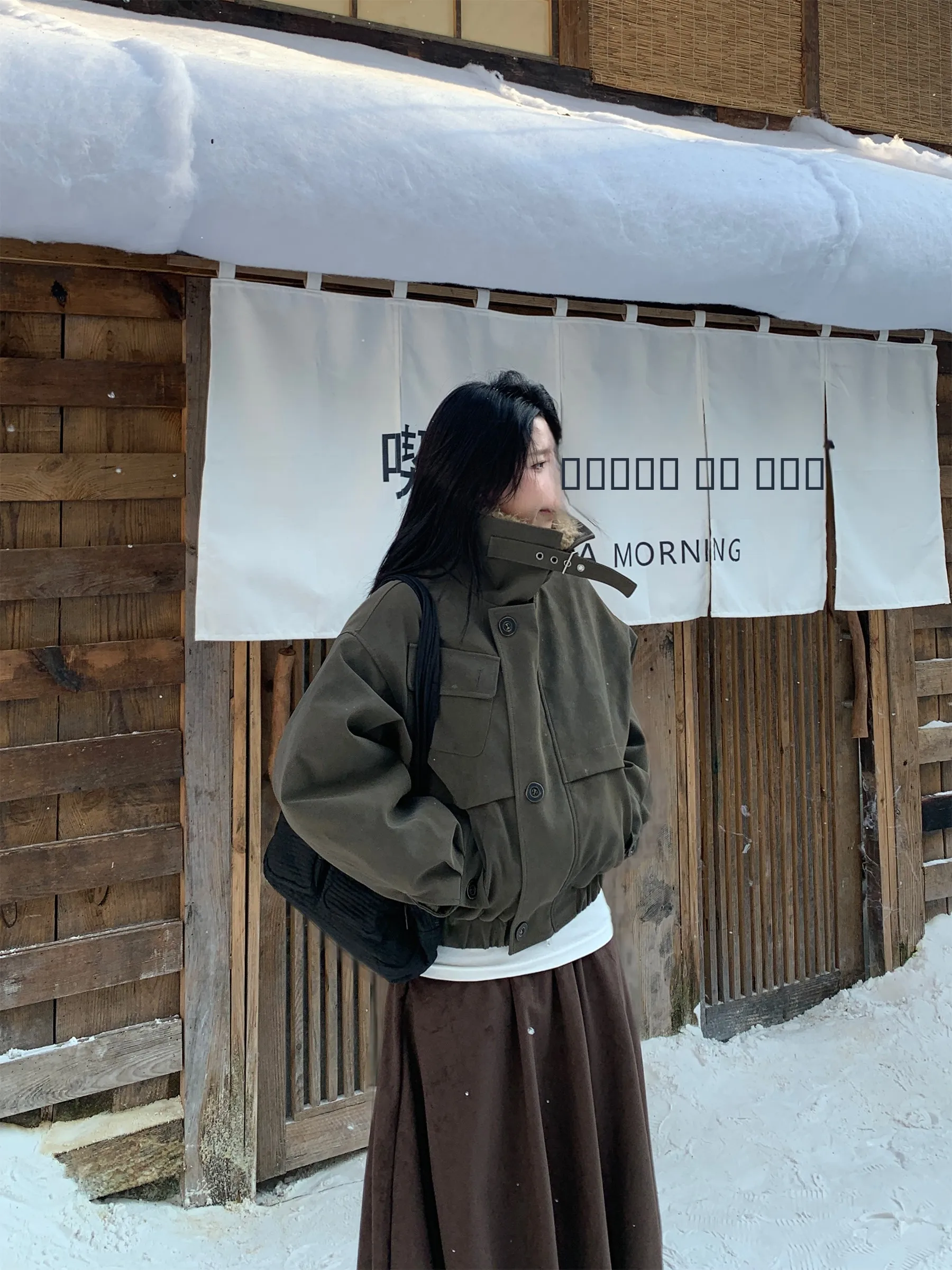 Casaco Feminino Vintage de Couro PU com Gola de Pele Removível, Estilo Workwear, Acolchoado em Algodão, Agasalho de Inverno da Muziyang