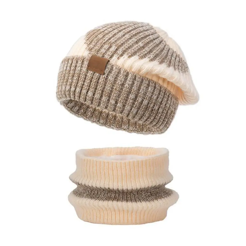 مجموعة وشاح قبعة شتوية سميكة أنيقة مقاومة للرياح والبرد قبعة صغيرة دافئة وناعمة لحماية الأذن للنساء