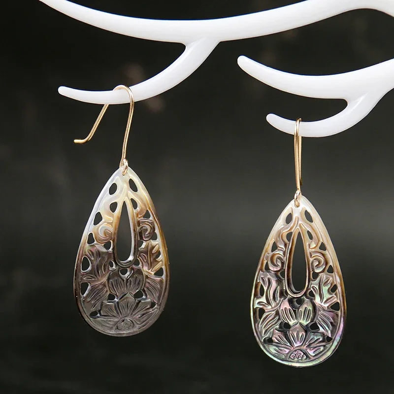 1pair Natural Black Shell Hollow Out Carved Flower Long Tear Drop Mother of Pearl Fine Hook MOP Banquet Paty Jewelry Dangles