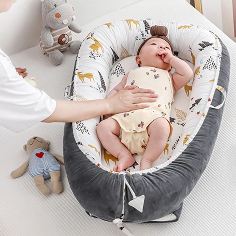 Reversible Velvet Bassinet,High-Density Memory Foam Bedding for Newborns, Machine-Washable Deform-Proof Baby Sleep Solution
