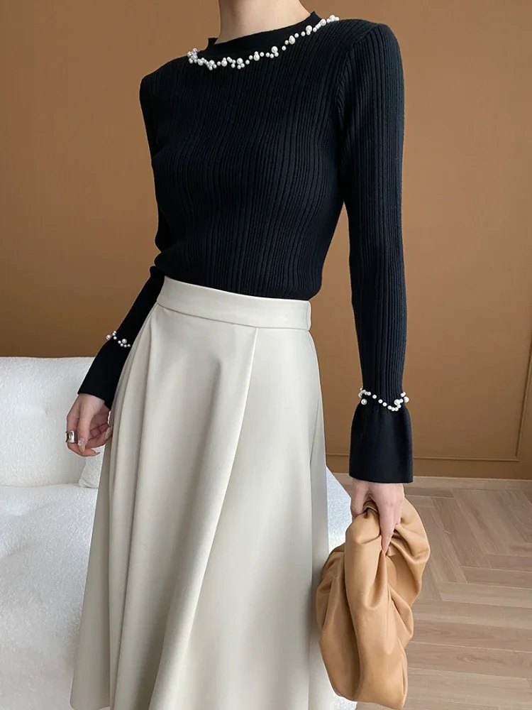 เสื้อไหมพรมแขนบาน แฟชั่นประดับมุก คอกลม เสื้อแขนยาวผู้หญิง รุ่นใหม่ ฤดูใบไม้ร่วง 2025 ทรงเข้ารูป เสื้อสเวตเตอร์ถัก