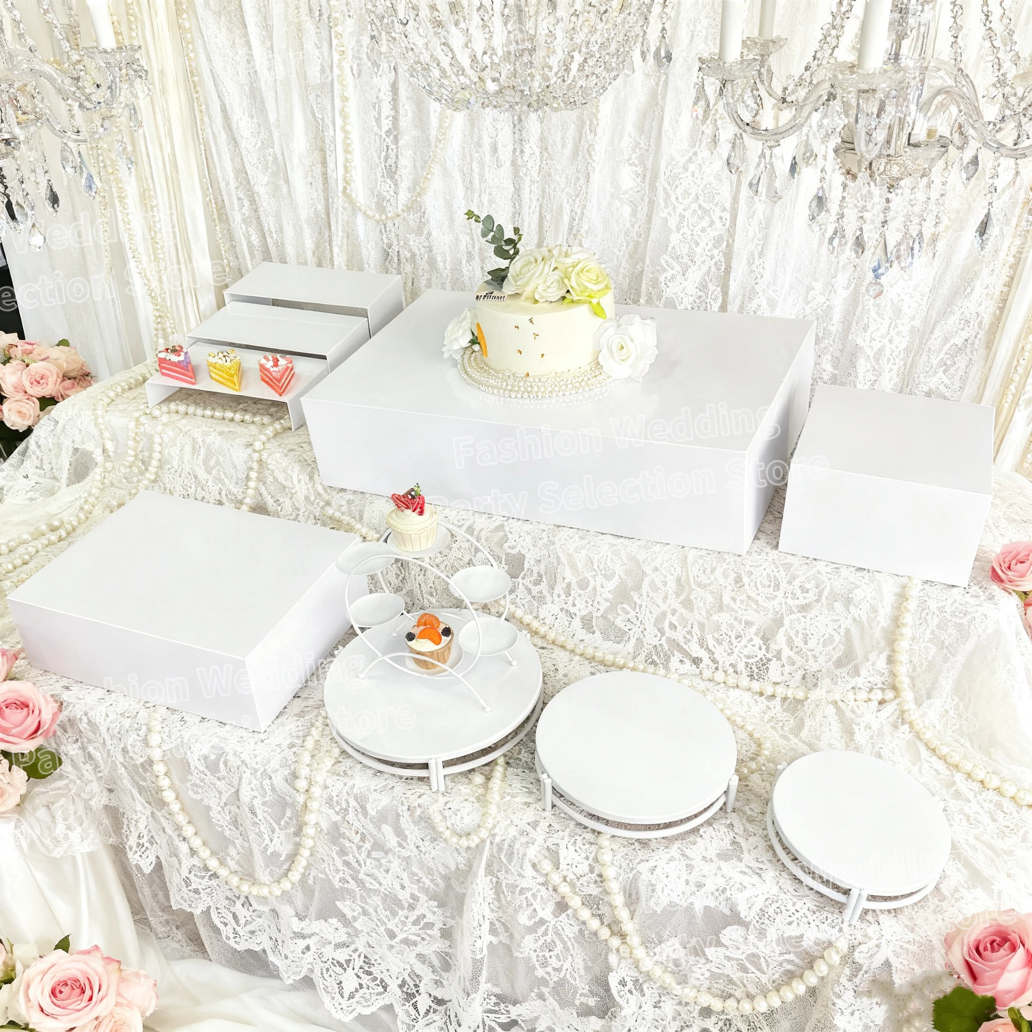 

Modern Minimalist White Metal Cake Stand Set Multi Piece Luxury Dessert Holder for Event for Wedding Birthday Party Decoration