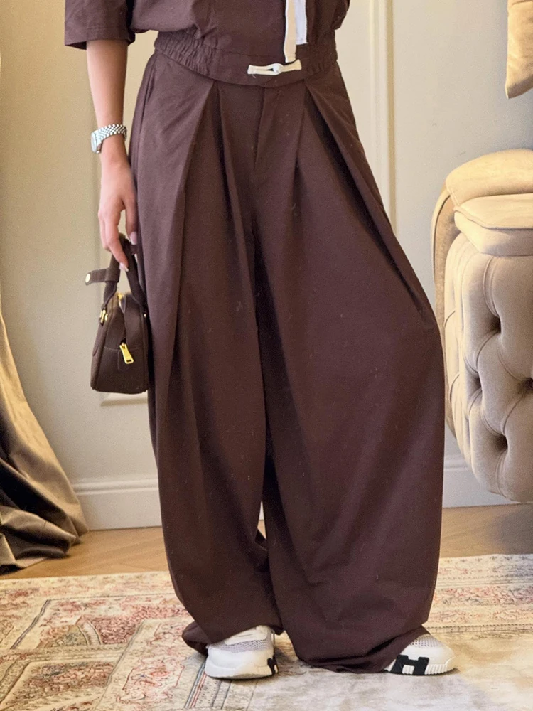 Damen-Hosenanzüge, 2-teilig, V-Ausschnitt, Kurzarm, seitliche Knopfleiste, Schnürung, geraffte Mäntel, plissierte Hosen, schicke Damen-Outfits mit Paneelen – Detail 17