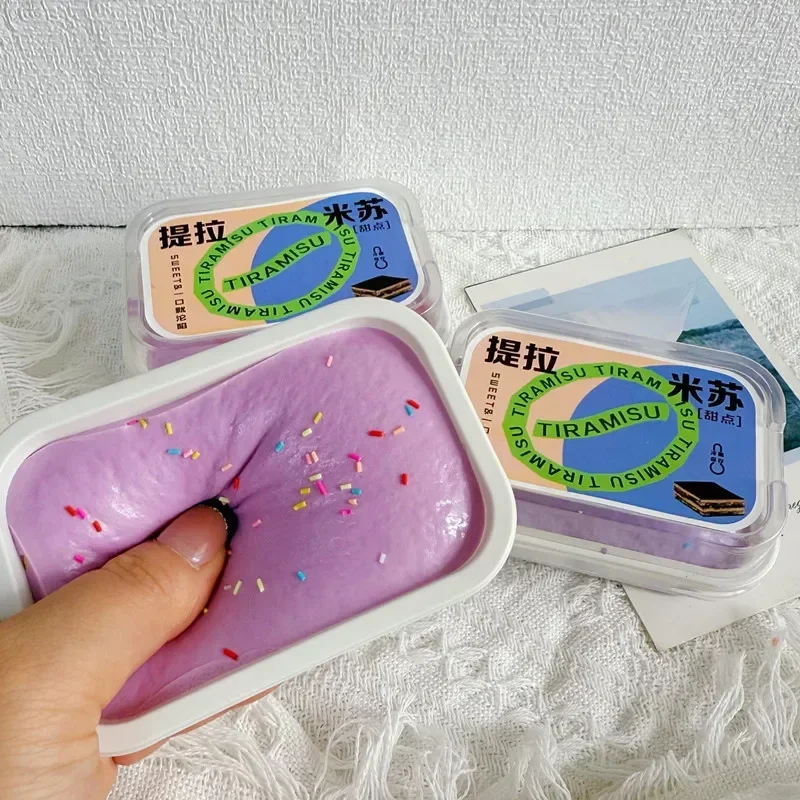 Tiramisu-Eiscreme-Kuchen-Quetschspielzeug, langsam zurückfederndes Quetsch-Fidget-Spielzeug, Stressabbau-Anti-Angst-Desktop-Entspannungs-Geschenk – Detail 8