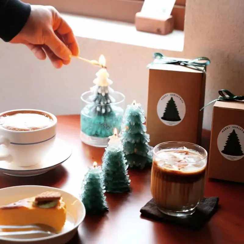 เทียนหอมวันหยุด เทียนหอมวันหยุด ต้นสน เครื่องประดับคริสต์มาส 3D ต้นคริสต์มาส เทียนเรียว ตกแต่งโต๊ะ