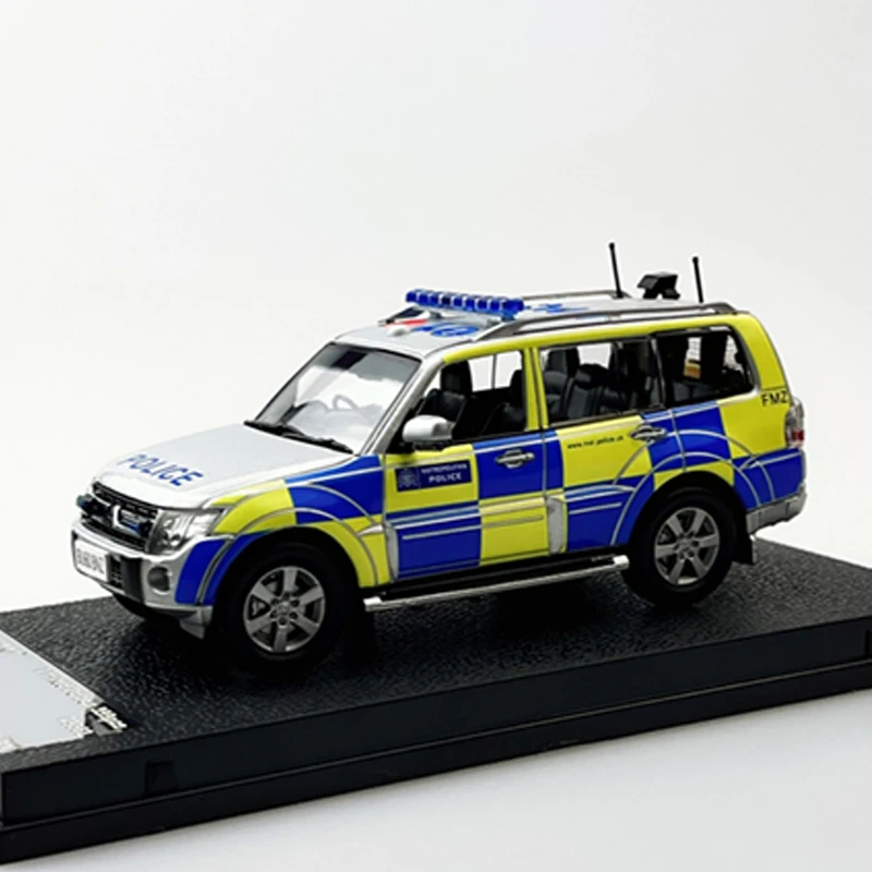 Vitesse 1:43 Scale Diecast Alloy Pajero London Police Sedan Toys Car Model Classic Adult Souvenir Collection Gift Static Display