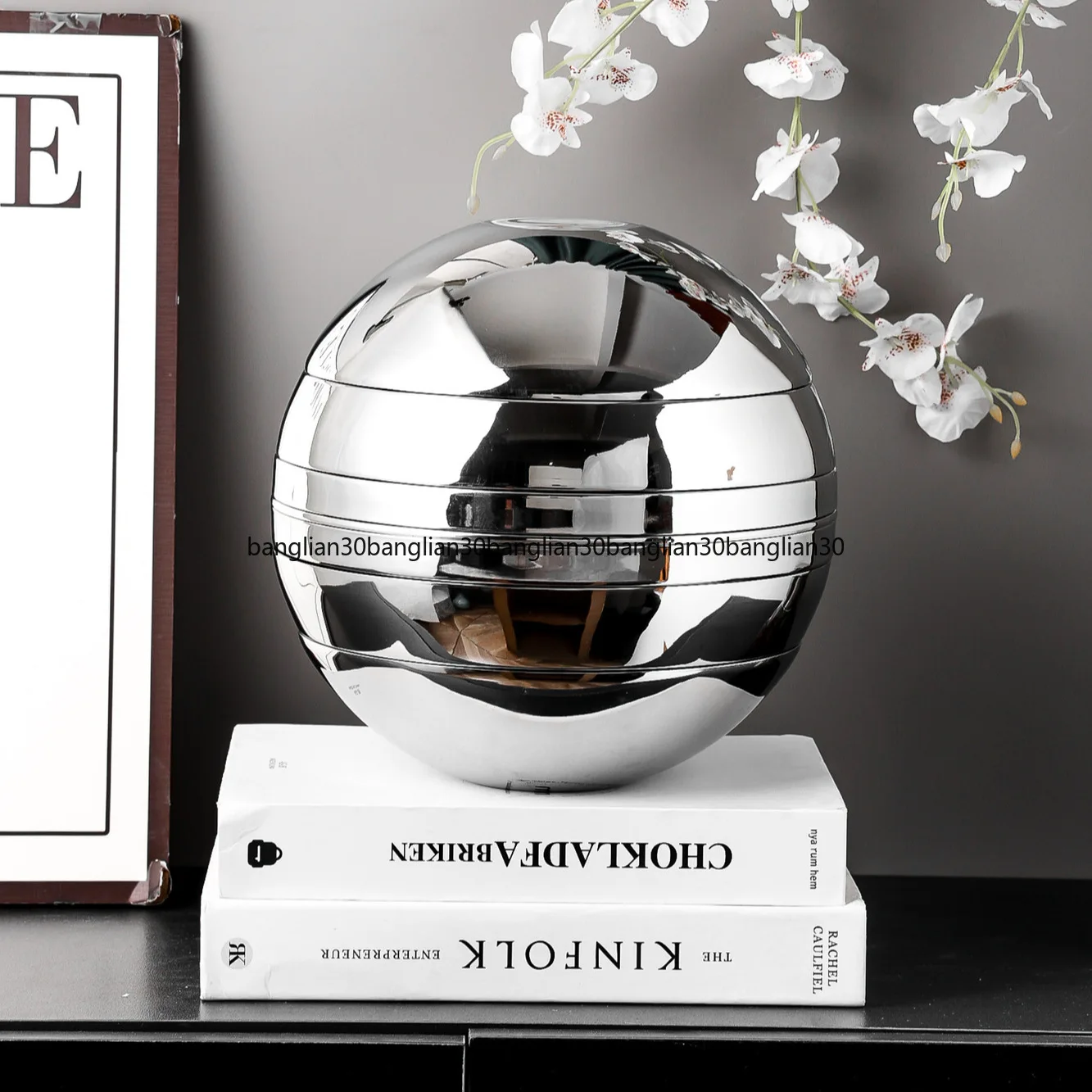 

Набор стальных сферических мисок и тарелок, семипредметный набор декоративных элементов, яркие миски, двухслойные термостойкие миски и тарелки.