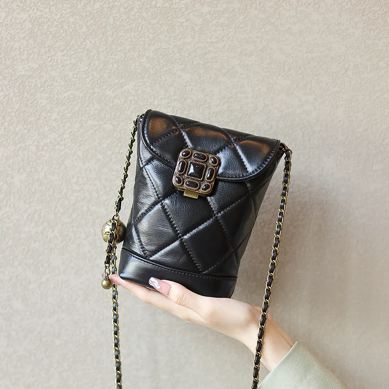 Fashionable Chain Mobile Phone 2024 New  Small Golden Ball Single Shoulder Calf Leather Women's Bag