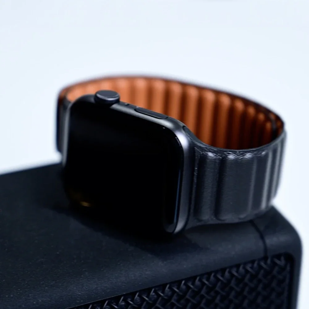 Leather Link For Apple watch band 44mm 40mm 41mm 45mm 42mm 38mm Watchband Magnetic Loop bracelet iWatch Serie 3 4 5 SE 6 7 strap