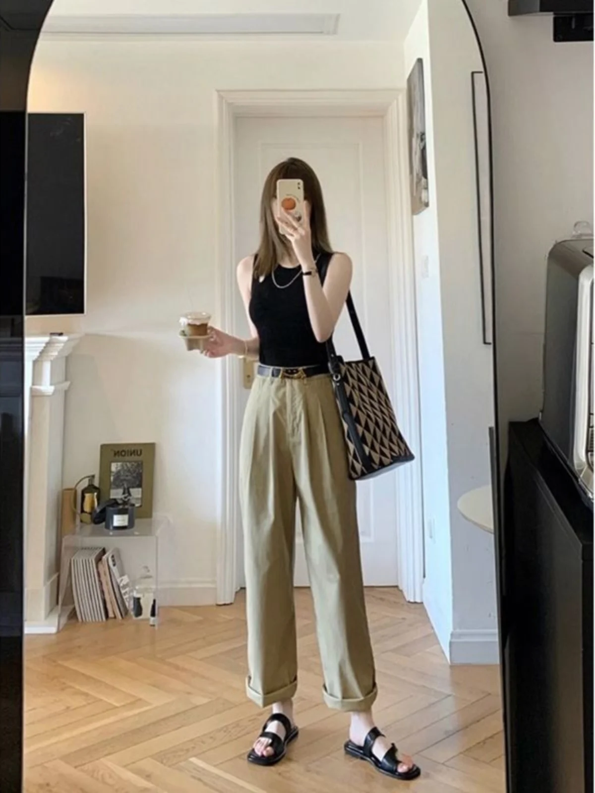 Slimming Large Size Women's Tank Top Neck Hanging Hollow out Base Shirt Summer Sexy Korean Style round Neck Sleeveless Fit 5