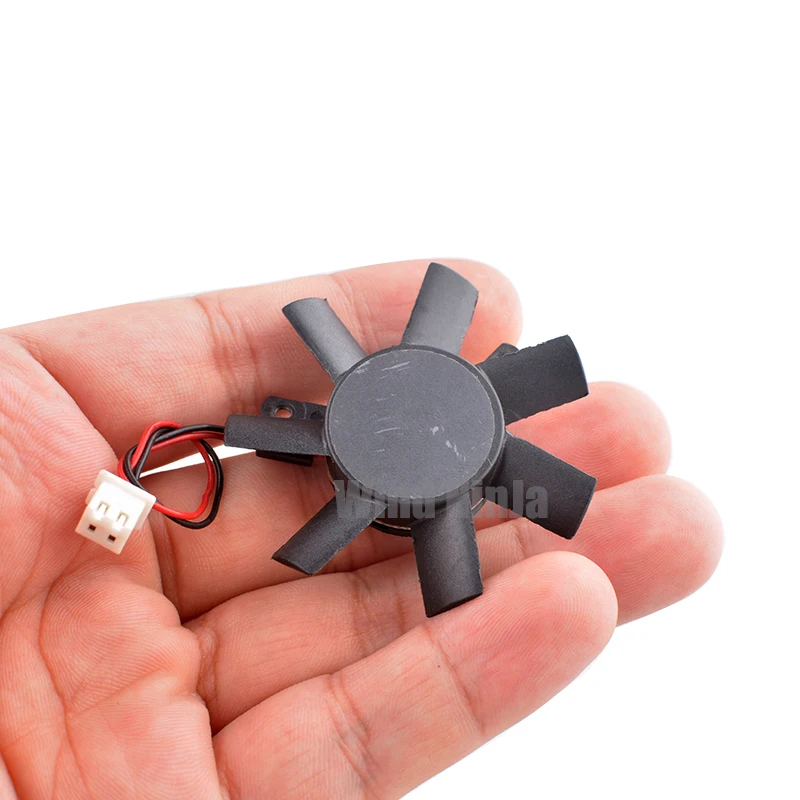 

Охлаждающий вентилятор для видеокарты 12 В 1,3 Вт, диаметр 30x30x30 мм, 2-контактный, расстояние между отверстиями 45 мм для рассеивания тепла