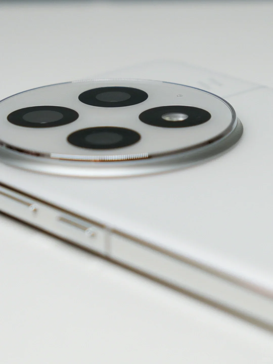 النسخة الصينية OnePlus 13 5G Snapdragon 8 Elite 2K عرض 6.82 بوصة 120 هرتز LTPO 6000 مللي أمبير بطارية 100 وات SUPERVOOC 50MP جديد 2025