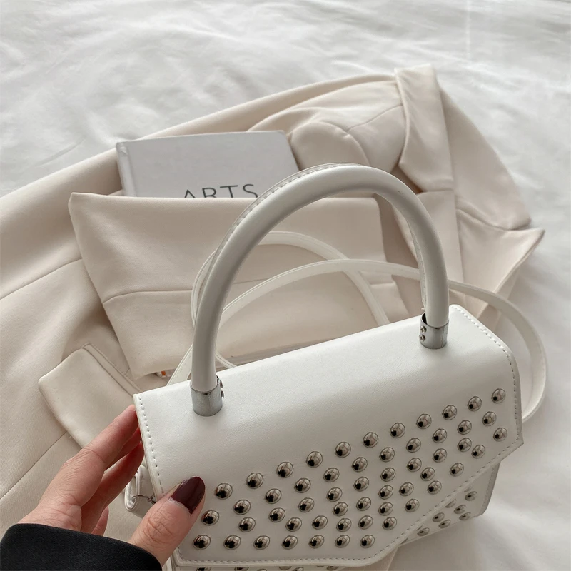 Designer Nieten Umhängetasche mit kurzem Griff Handtasche Mode Mini kleine Handytasche Geldbörse solide Pu-Leder Damen Umhängetaschen – Detail 32