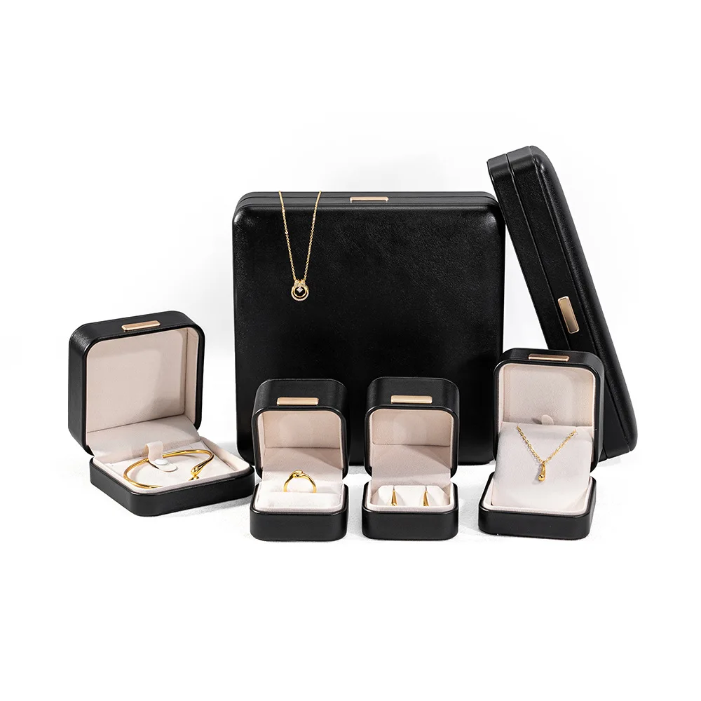 High-End PU Leather Jewelry Box Premium Faux Leather Storage for Rings Necklaces Pendants Bracelets Luxury Gift Box for Women
