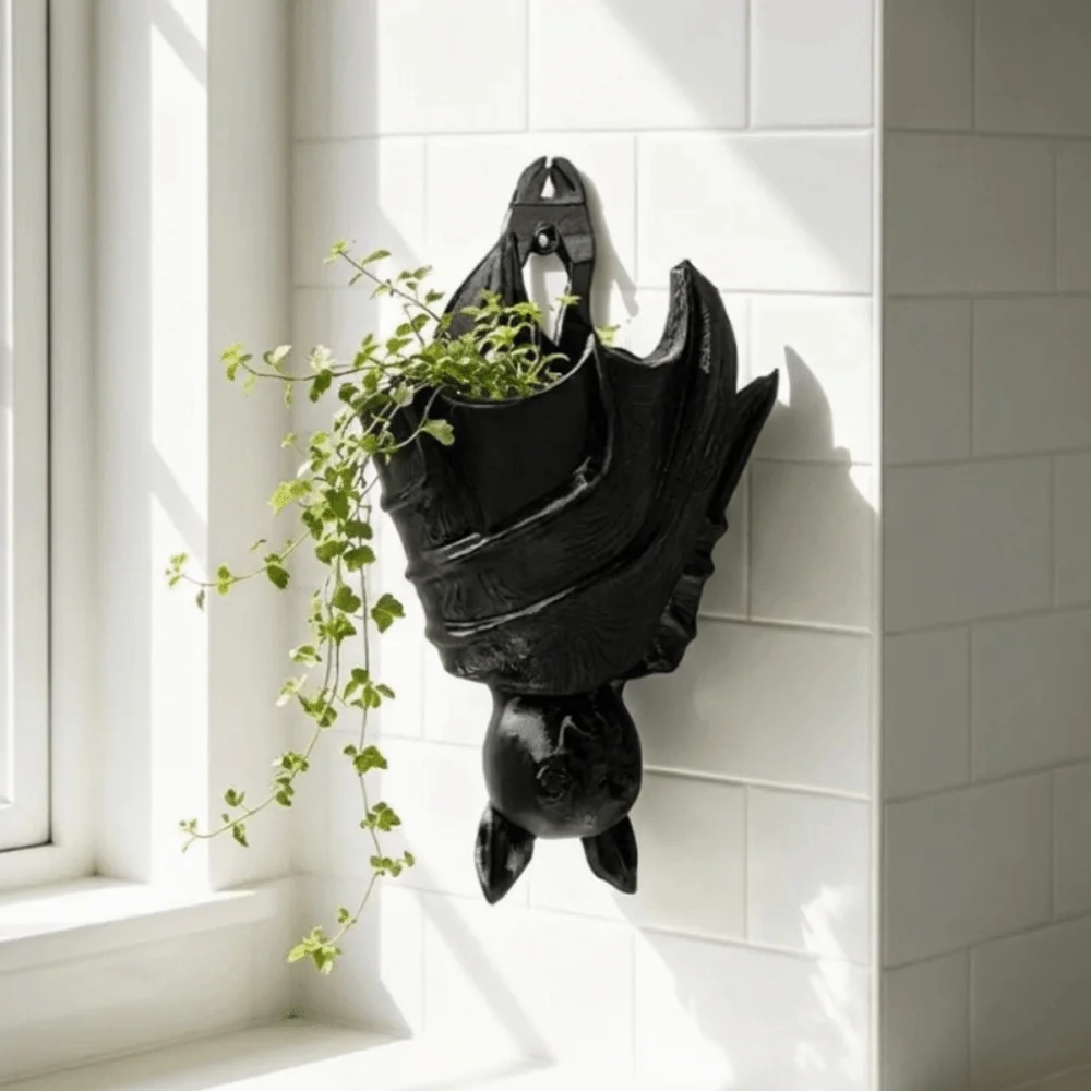 3D Printed Bat Hanging Planter Halloween Creative Bat Wing Flowerpot Gothic Style Whimsical Bat Shaped Flower Pot