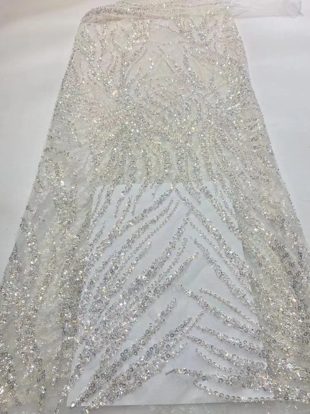 

African Sequins and beads Lace Fabric ZH-1096687 High Quality Eembroidery French Nigerian Lace Fabrics For Wedding Dress Sewing
