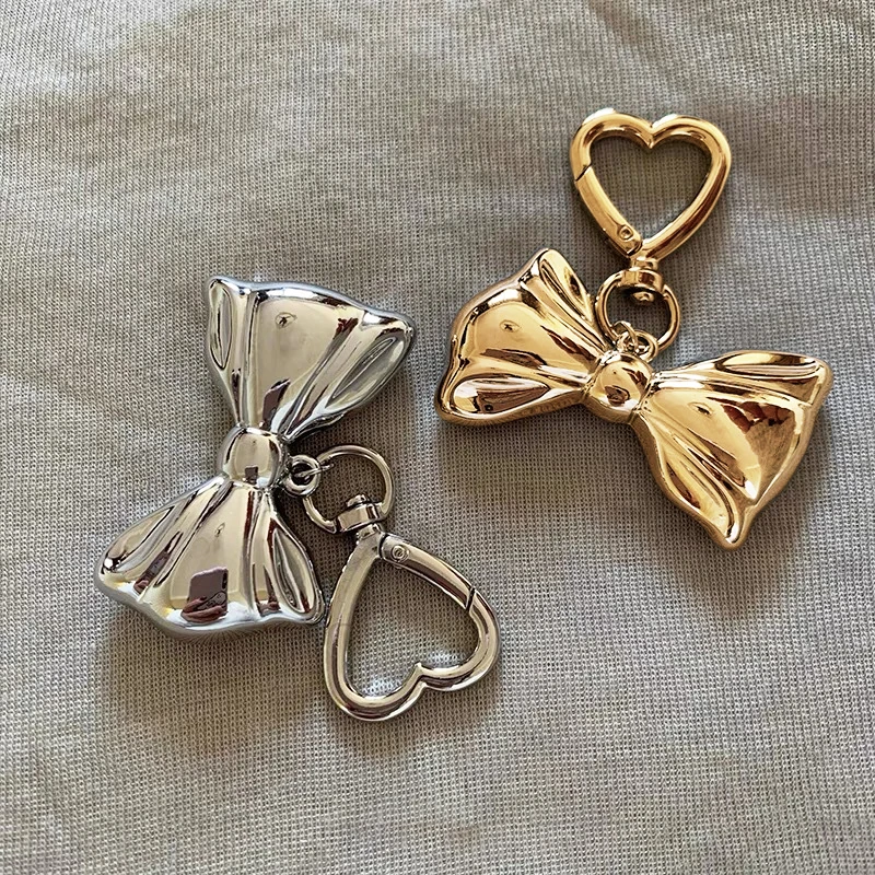 

Punk Gold Silver Color Bowknot Keychain for Women Girls Smooth Metal Heart Love Buckle Bow Pendant Bag Decoration Accessories