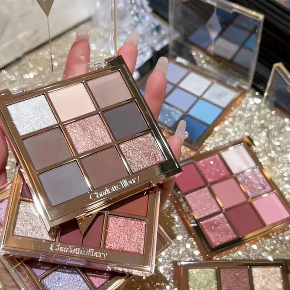 Charlotte Tilbury Lidschatten-Palette mit Satin-Matt-, Schimmer- und Metallic-Finishes, einfach anzuwenden, 9 Farbtöne, CT 2026 Trendige Augen-Make-up-Looks