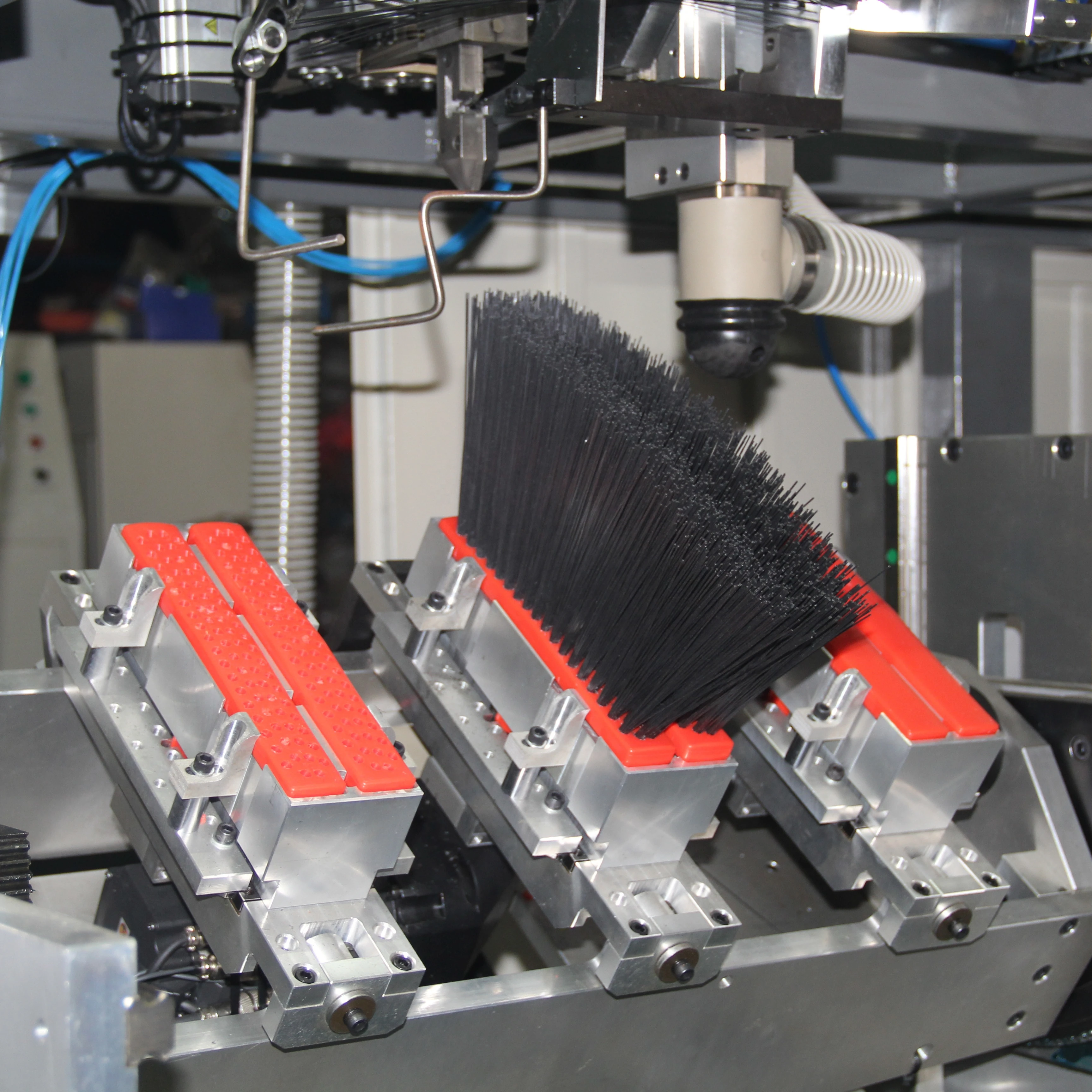 high quality Broom Tufting Machine