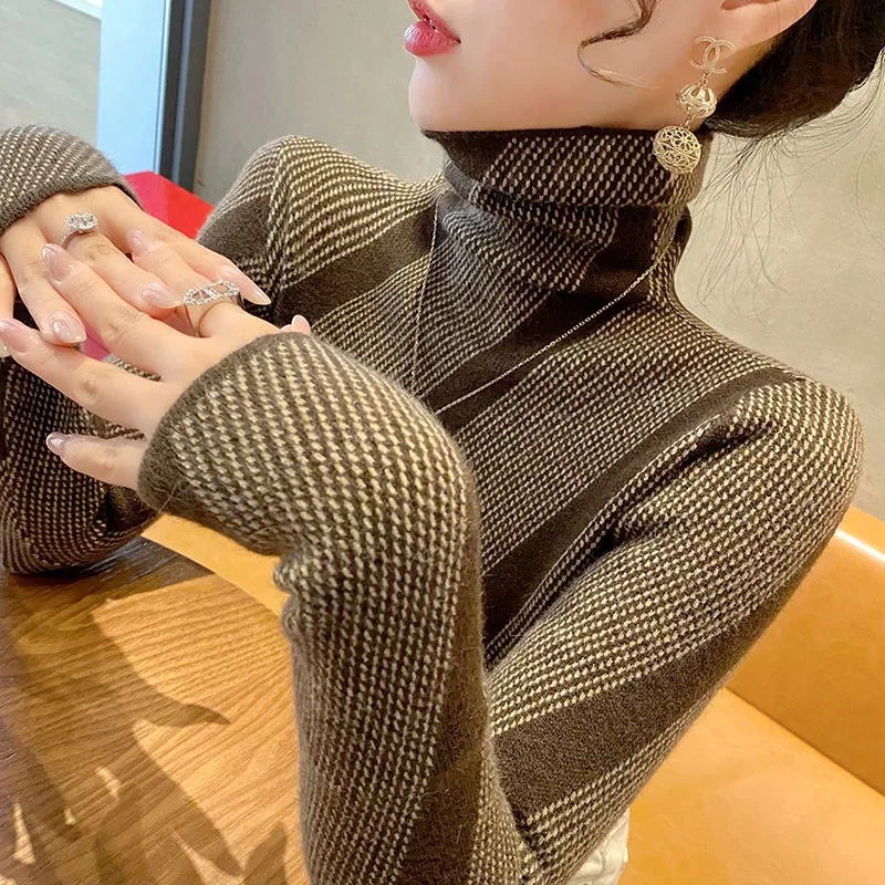 Women Early Spring Daily Casual Commuting Sweaters Vintage Fashion Slim Knitted Pullovers Simple Elasticity Top Knitwear