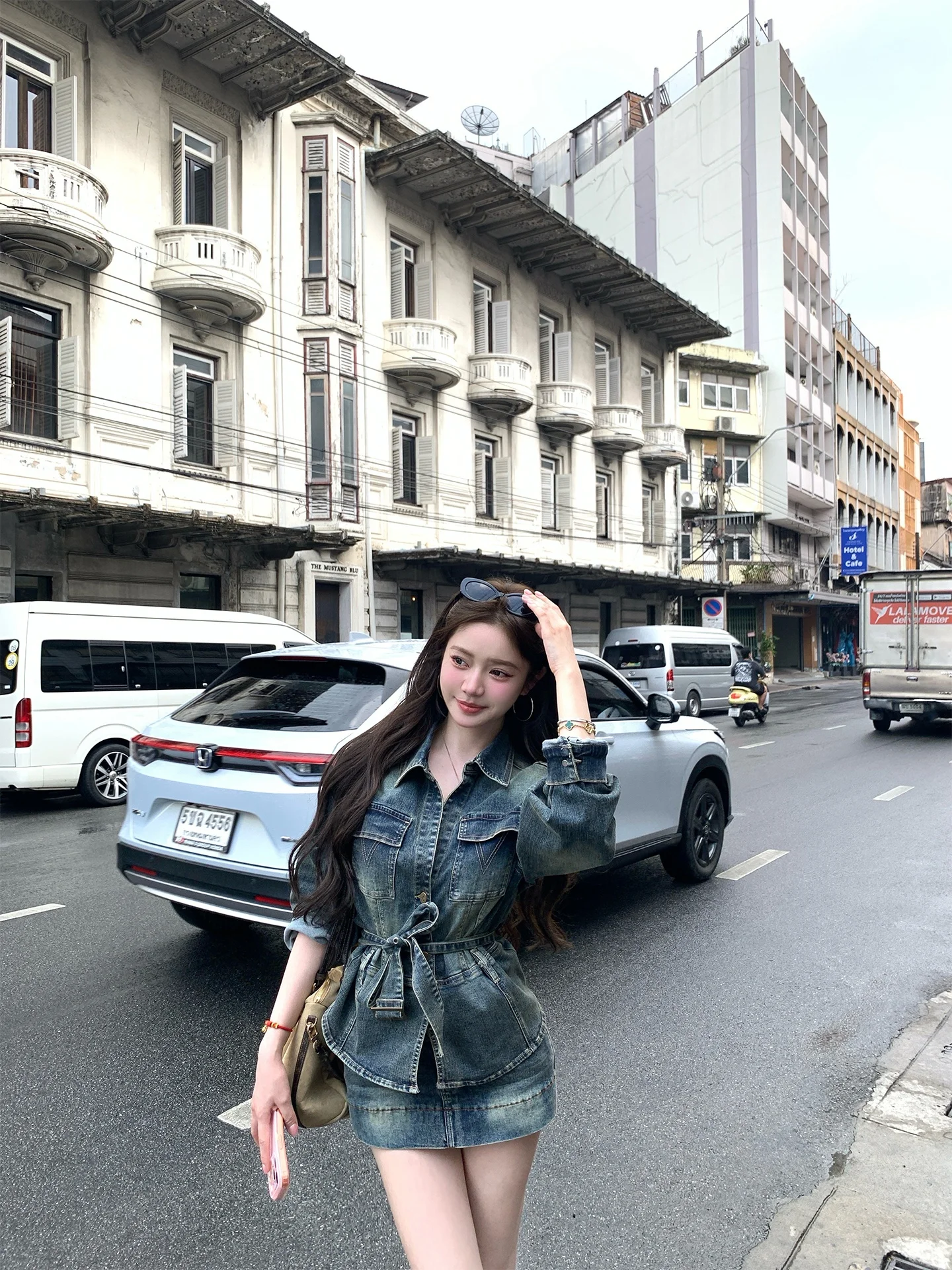 

Cool Spicy Cowgirl Style Retro Washed American Waist Cinching Denim Jacket And Short Skirt Set Clean Fit Long Sleeve Shirt