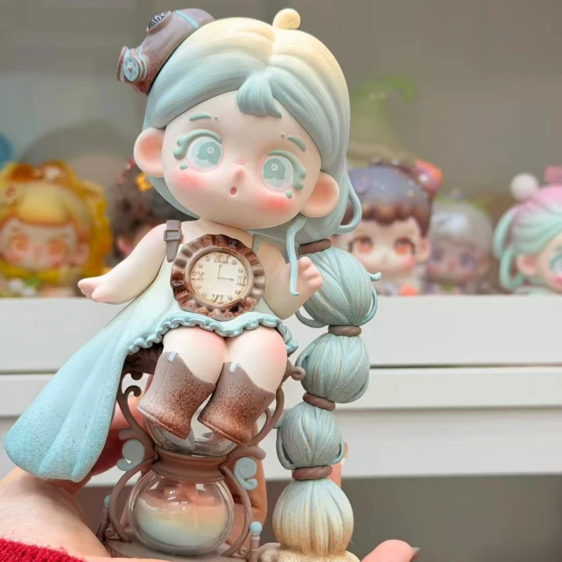 

WUWU Little Peach Fashion Girl Doll Figure Toy Cute Girl Sugar Doll Sweet Baby Designer Toys Art Decoration