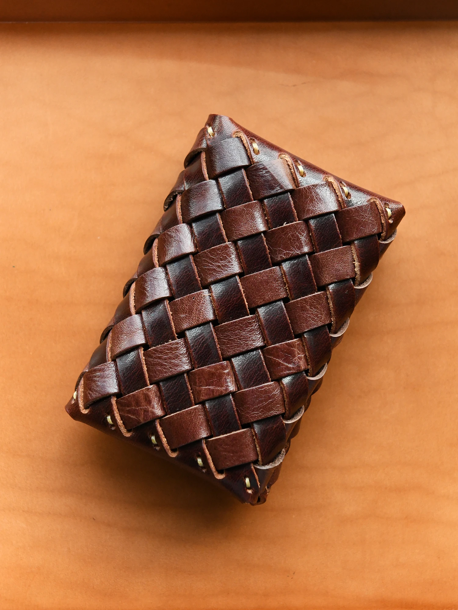 2025-nuova-pelle-bovina-intrecciata-a-mano-pickup-strato-superiore-in-pelle-retro-mini-portafoglio-moda-vera-pelle-portatile-due-pieghe-porta-carte-45